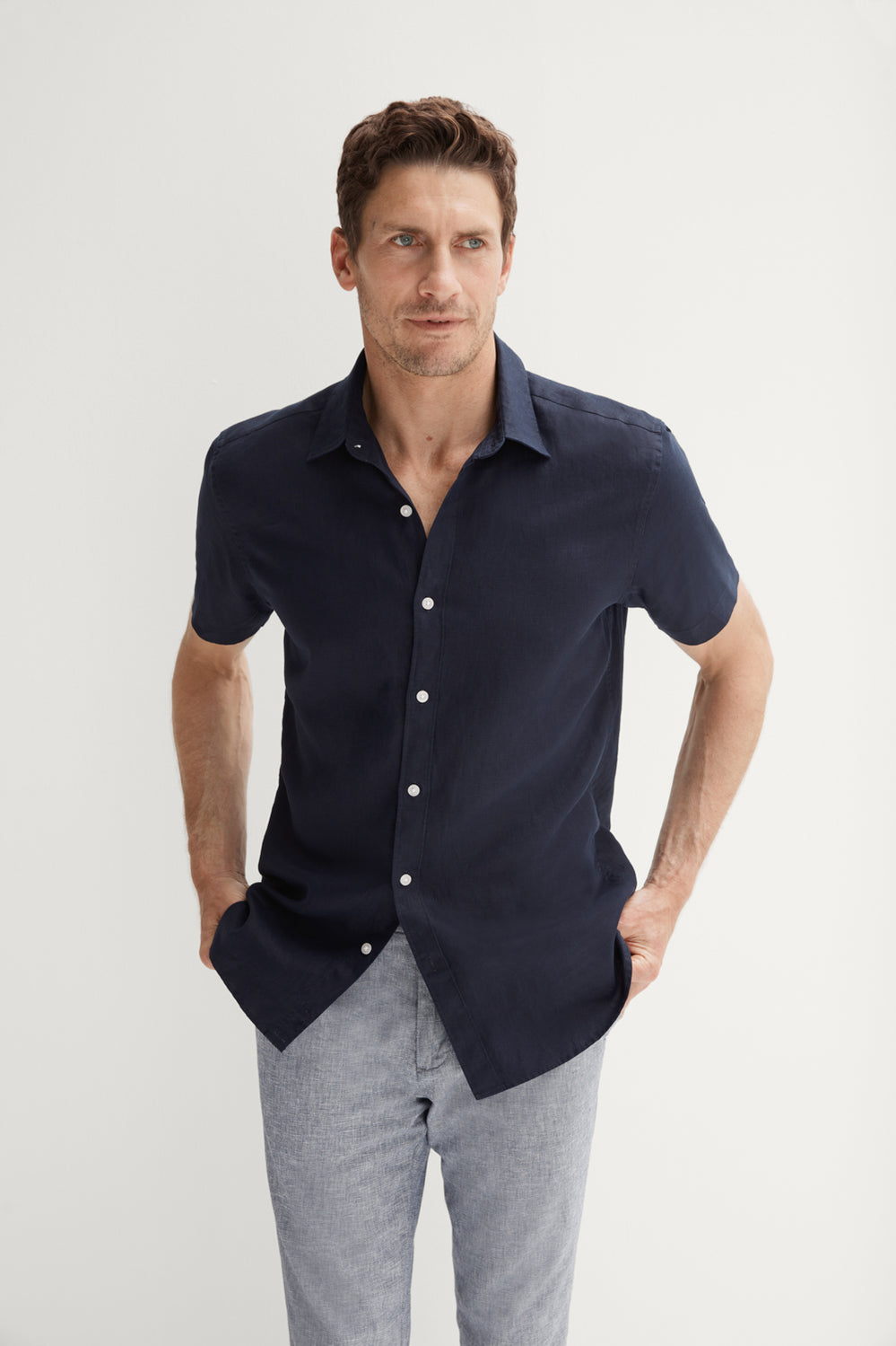 Tailored Fit Linen Short Sleeve Shirt