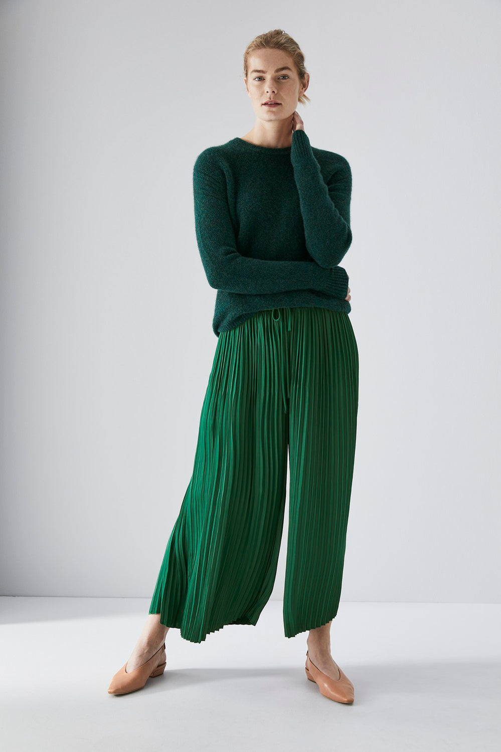 Cropped Pleat Pant