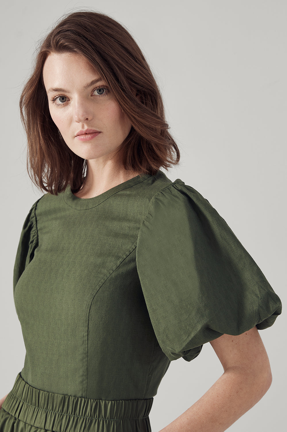 Stretch Linen Puff Sleeve Top