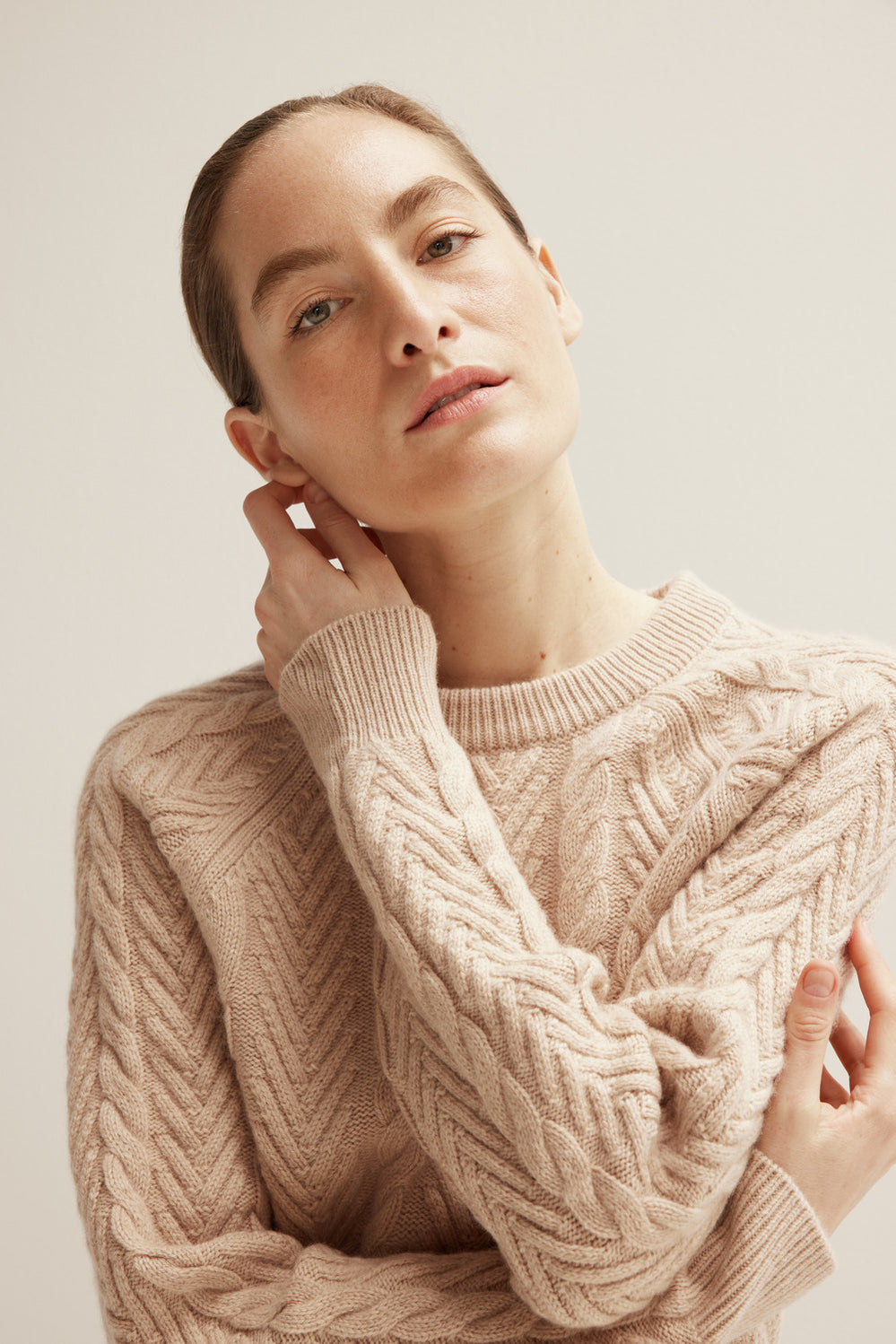 Wool Cable Knit Pullover