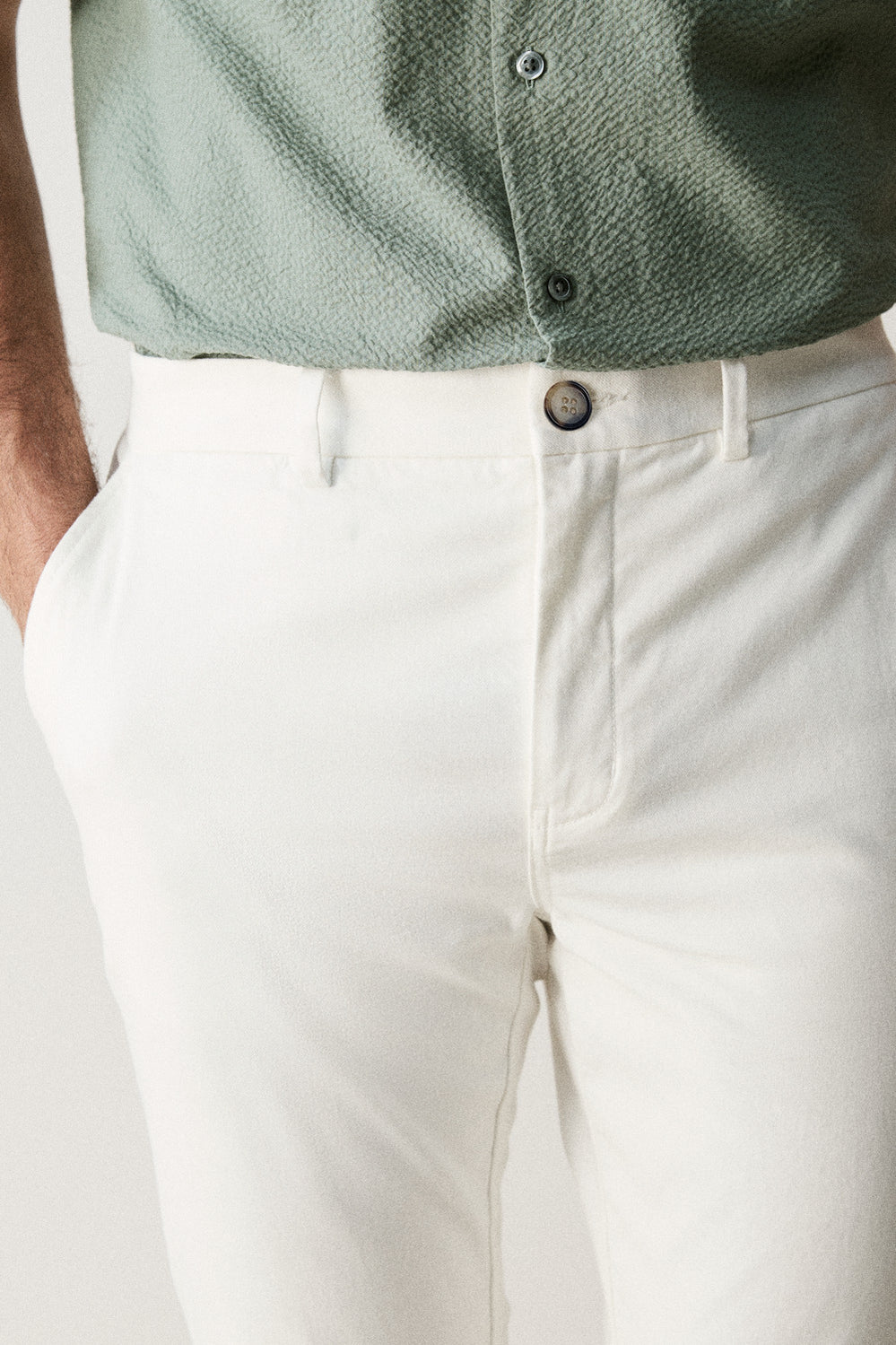 Lightweight Twill Chino