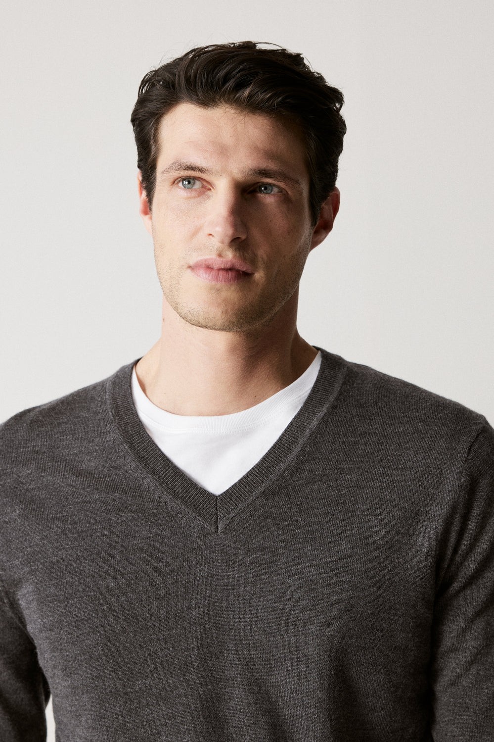 Merino V Neck Knit