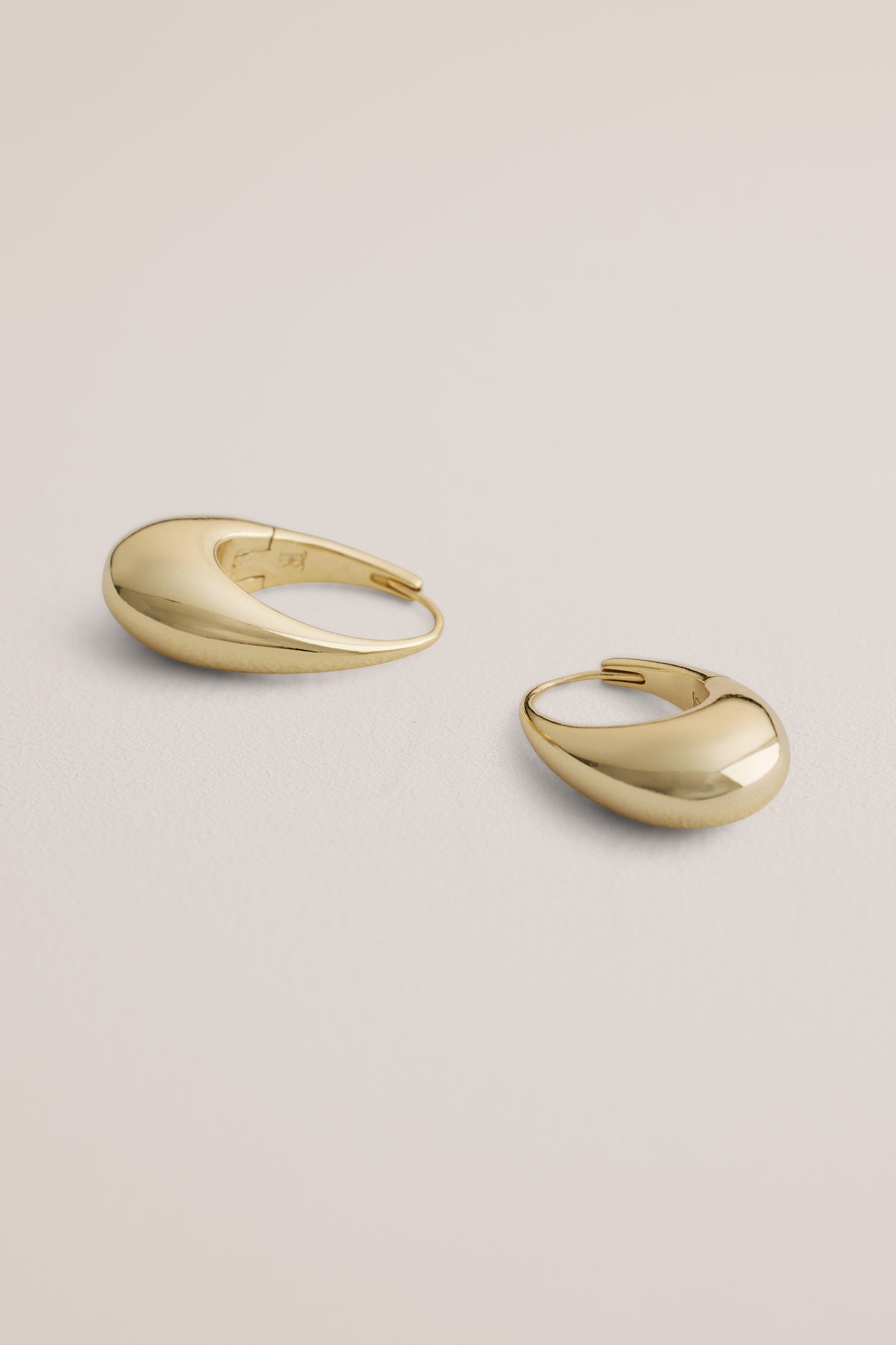 Etty Teardrop Hoop Earrings