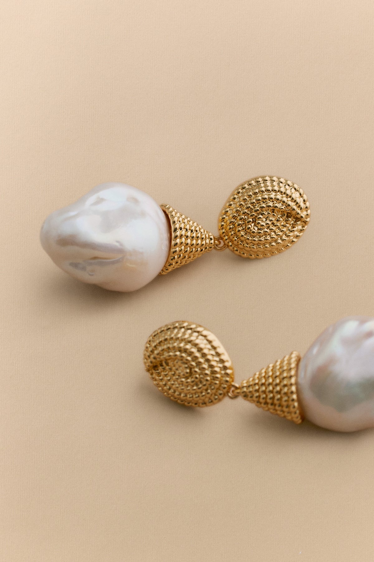 Eyre Pearl Drop Earrings