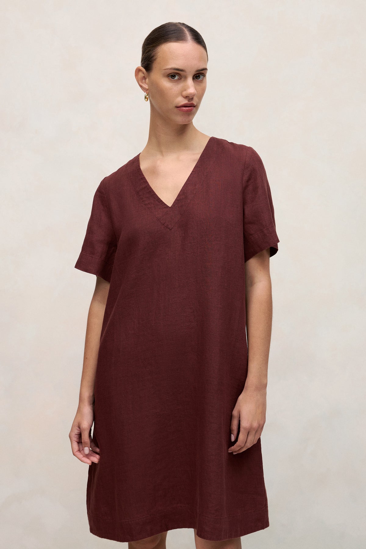 Delave Linen V Neck Popover Shift Dress