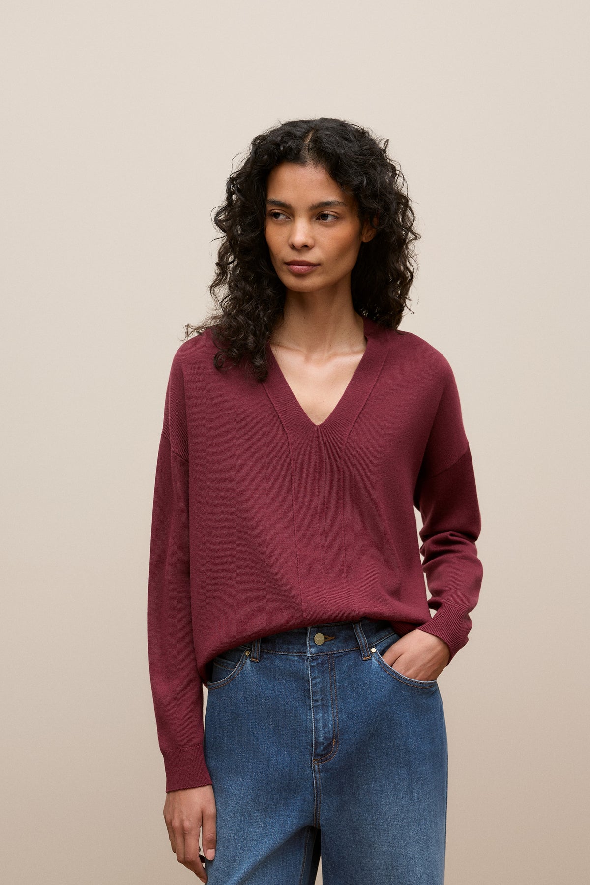 Merino V Neck Knit
